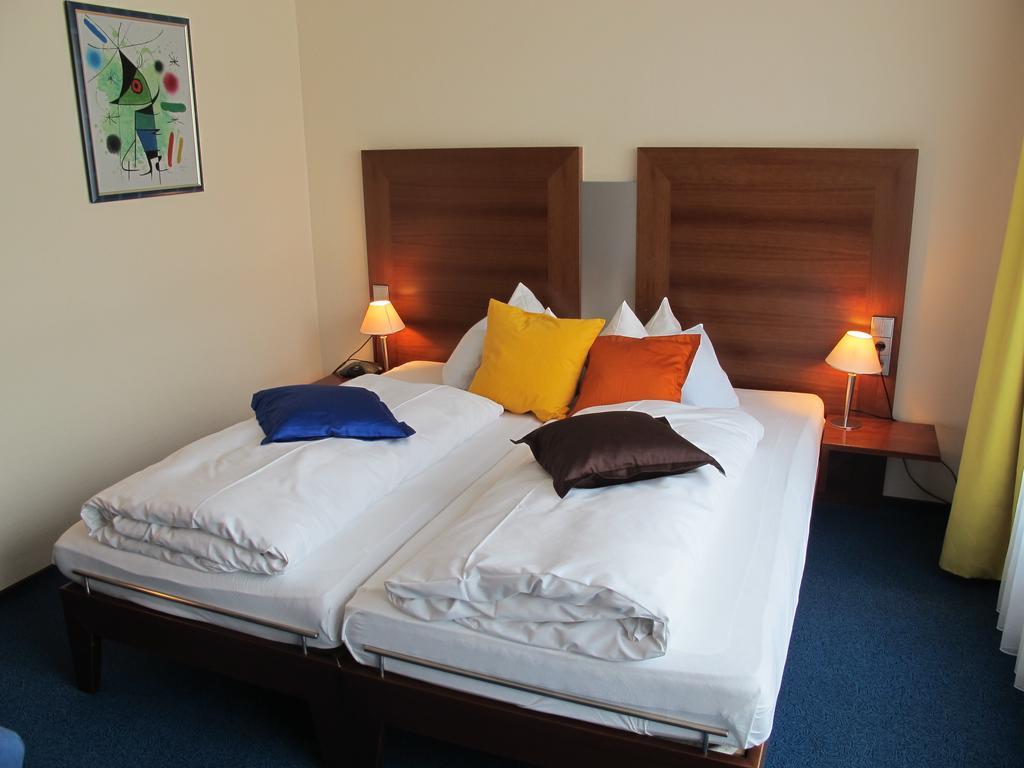 Garni-Hotel Sailer & Hotel Sailer'S Villa Rottweil Chambre photo